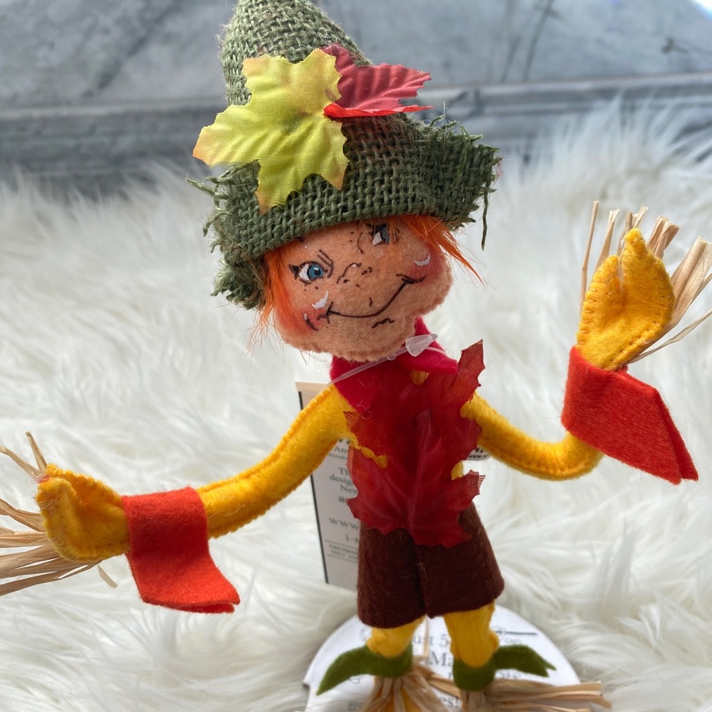 ANNALEE 9” Gold Fall Elf - Picture 2 of 4
